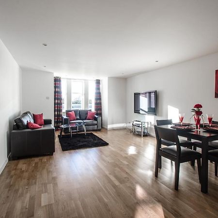 Orange Apartments Polmuir Gardens Only 7 Minutes To City Centre 애버딘 외부 사진