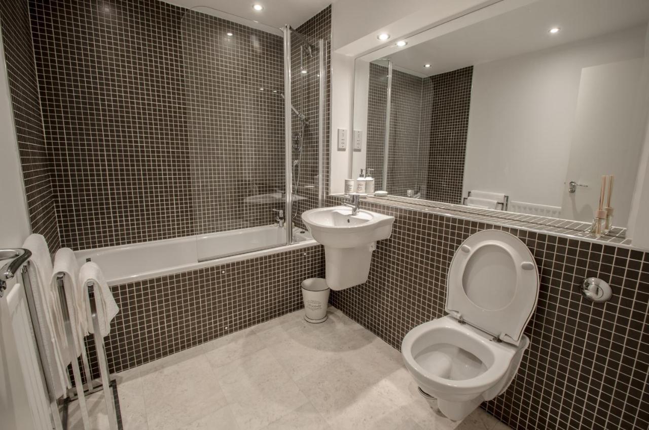 Orange Apartments Polmuir Gardens Only 7 Minutes To City Centre 애버딘 외부 사진