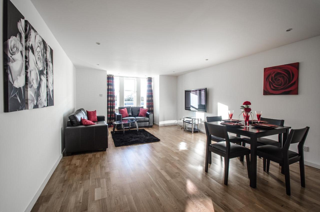 Orange Apartments Polmuir Gardens Only 7 Minutes To City Centre 애버딘 외부 사진